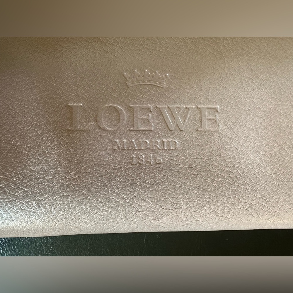 Loewe Calfskin Heritage Light Lavender Long Zippy Wallet - Picture 2 of 9